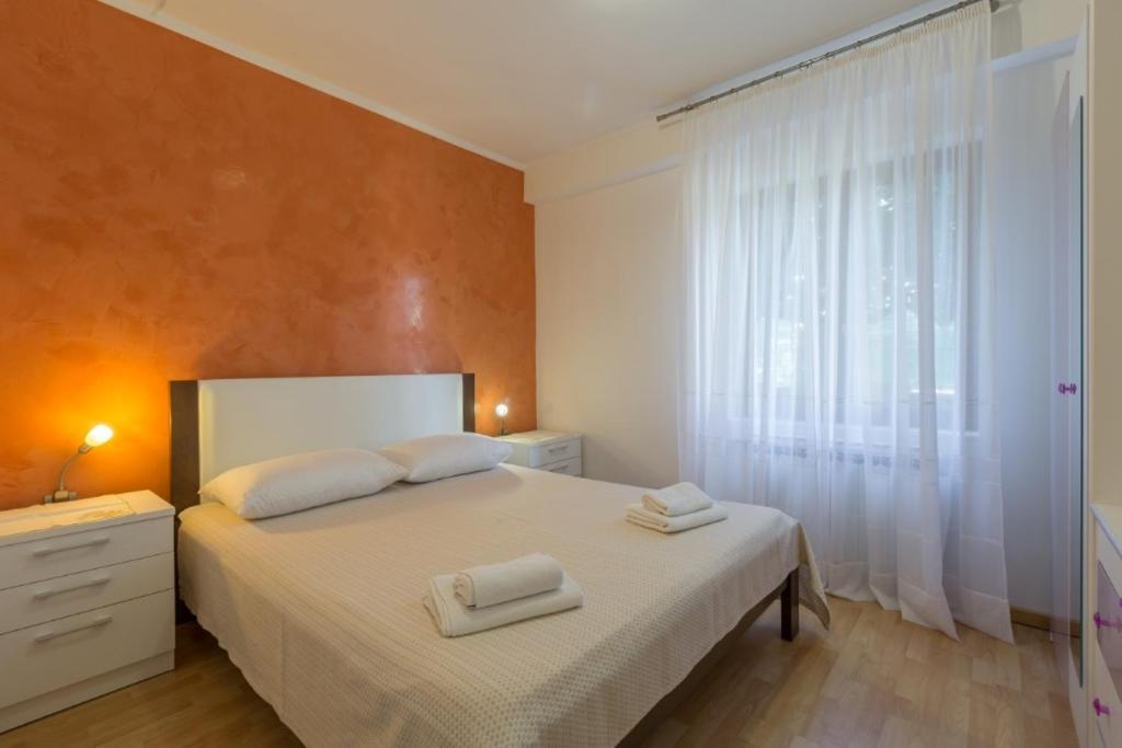 Apartments Orange 167 Novigrad  ภายนอก รูปภาพ