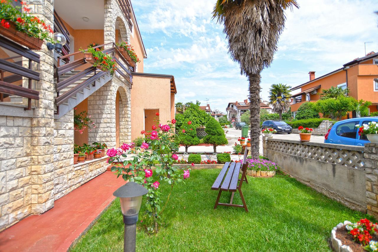 Apartments Orange 167 Novigrad  ภายนอก รูปภาพ